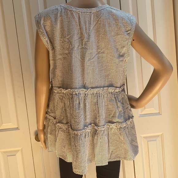 NWT Caslon Womens L Striped Sleeves Blouse. Ruffles. Cute neckline. Pom poms. - Picture 6 of 12